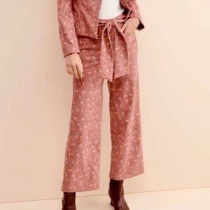 Tach Clothing Sz M Floral Printed Corduroy Wide Leg Cropped Pants Mauve